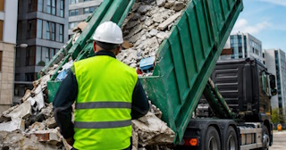 Вывоз строительного мусора в Томске: услуги лицензированной компании — ПроМусор